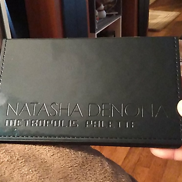 Natasha Denona Other - NATASHA DENONA METROPOLIS EYESHADOW PALETTE